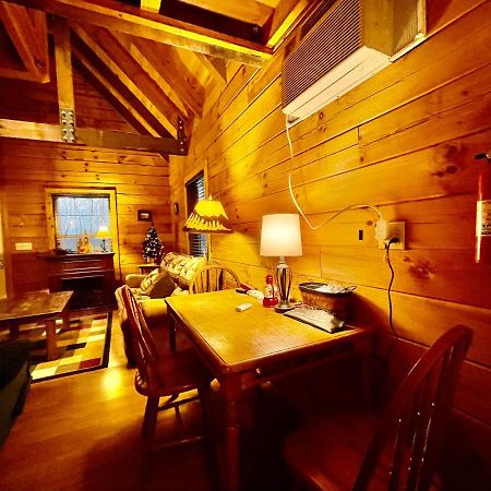 Good Life Cabin 1 Брайсон-Сити Экстерьер фото