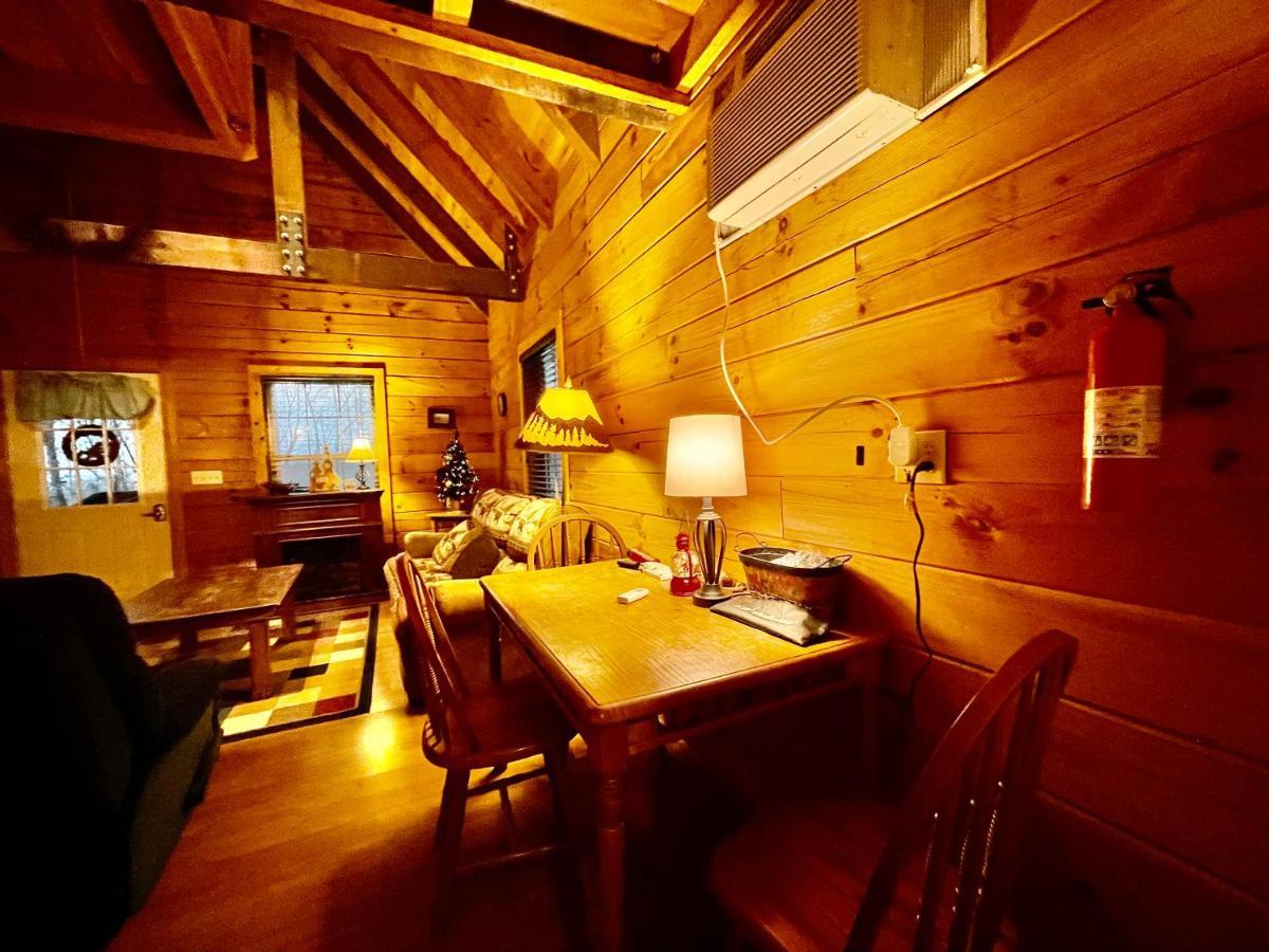 Good Life Cabin 1 Брайсон-Сити Экстерьер фото
